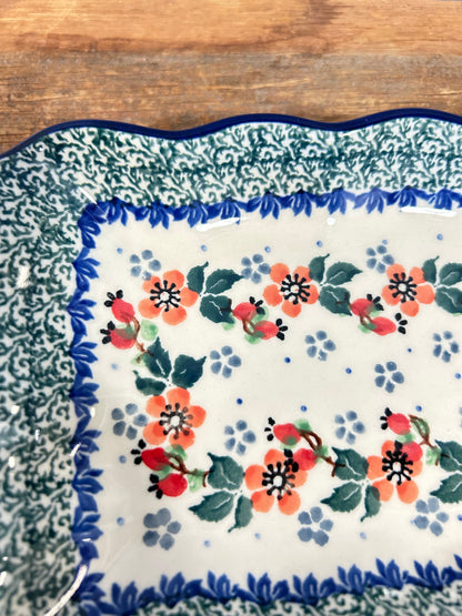 Tray ~ Scalloped Oval ~ 5.5" x 20.25" ~ 2103X - T4!