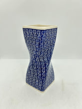 Load image into Gallery viewer, Lady Blue Twisted Vase - 007 - U3