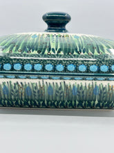 Load image into Gallery viewer, Baker ~ Covered Casserole ~ 8&quot;W x 10.25&quot;L ~ U0803 ~ U4!