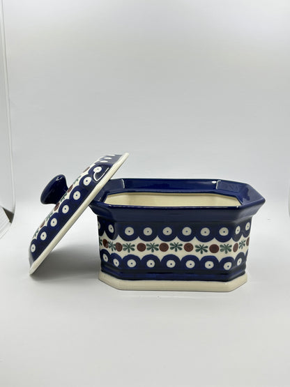 Covered Container ~ 4"H x 4"W x 6"L ~ 0070X ~ T3!
