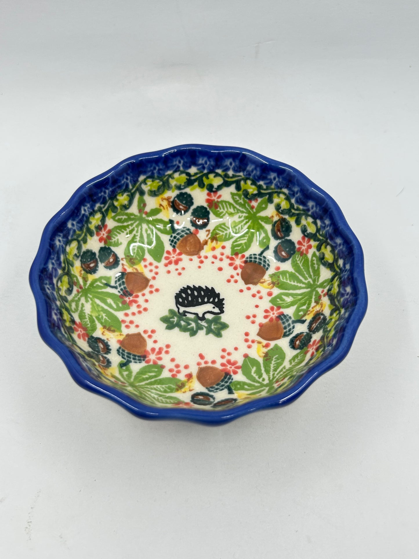 Scalloped Bowl - A1103 - A1