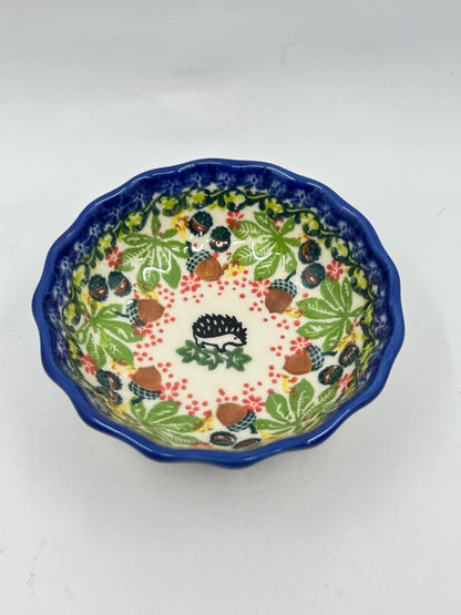 Scalloped Bowl - A1103 - A1