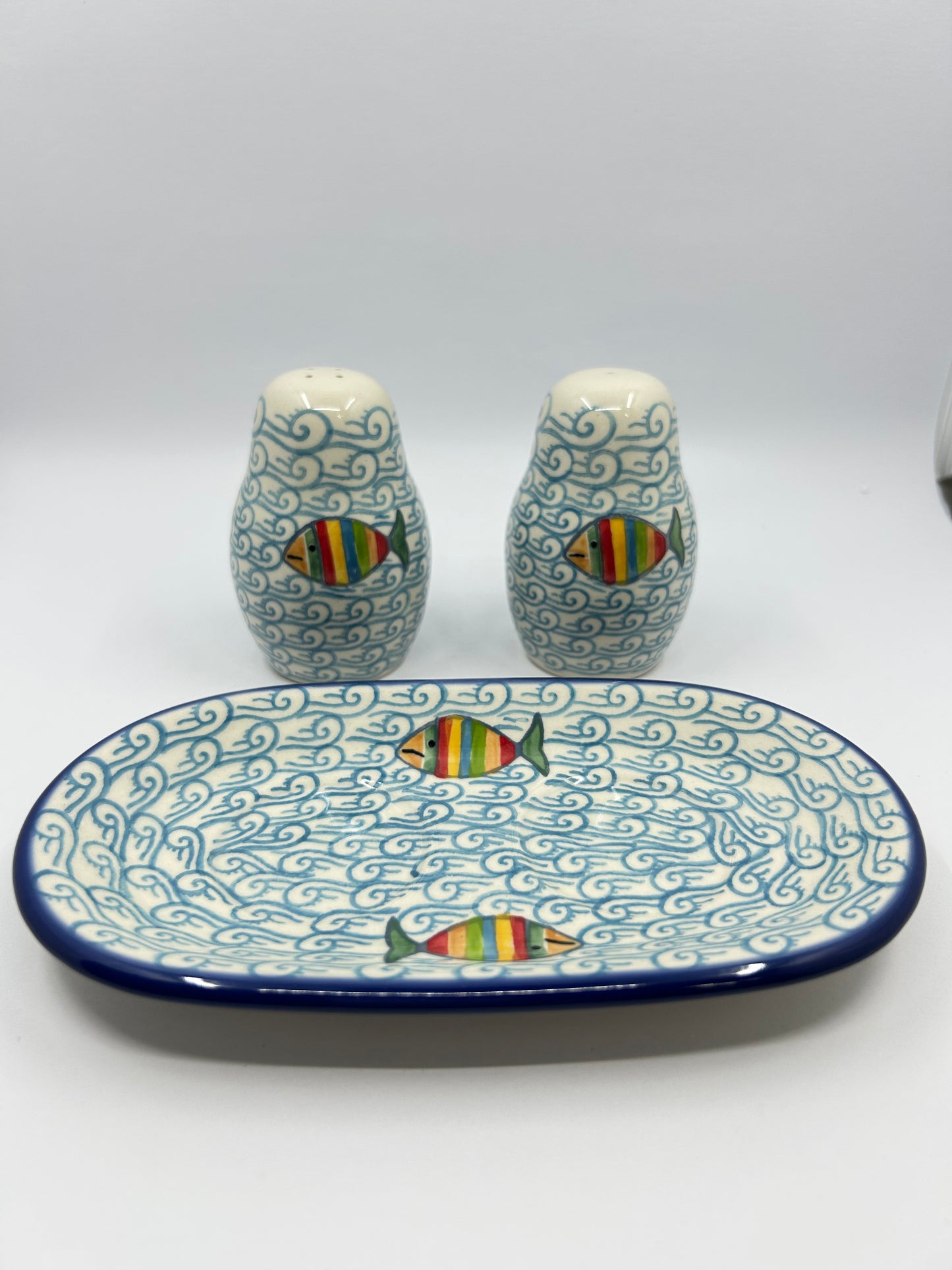 Salt and Pepper ~ 3.25 inch ~ 2540X ~ T4!