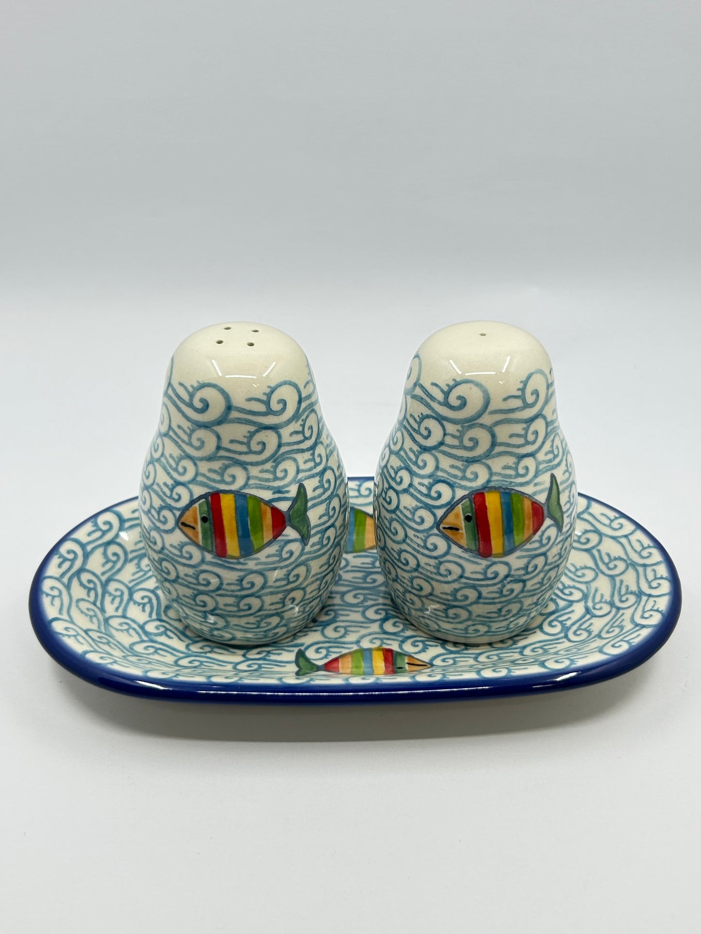 Salt and Pepper ~ 3.25 inch ~ 2540X ~ T4!