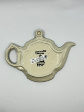 Load image into Gallery viewer, Teapot Shaped Plate - U1955 - U3*