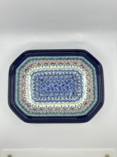 Load image into Gallery viewer, Baker ~ Covered Casserole ~ 8&quot;W x 10.25&quot;L ~ U5198 ~ U3!