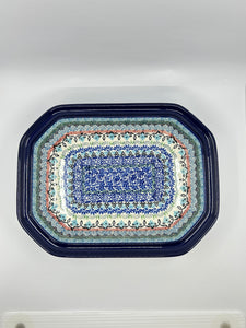 Baker ~ Covered Casserole ~ 8"W x 10.25"L ~ U5198 ~ U3!