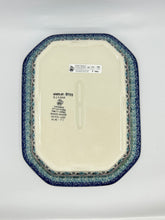 Load image into Gallery viewer, Baker ~ Covered Casserole ~ 8&quot;W x 10.25&quot;L ~ U5198 ~ U3!
