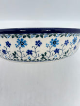 Load image into Gallery viewer, Baker ~ Round w/ Handles ~ 8 inch ~ 2785X - T4!