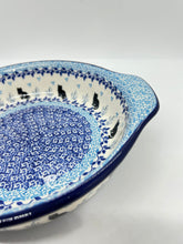 Load image into Gallery viewer, Baker ~ Round w/ Handles ~ 8 inch ~ 2855X - T4!