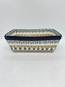 Baker ~ Loaf Pan ~  8”L x 4.5”W x 3”H - 0015X - T1!