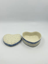 Load image into Gallery viewer, Heart Shaped Container ~ 4&quot; ~ 0056 - T1*