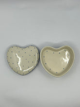 Load image into Gallery viewer, Heart Shaped Container ~ 4&quot; ~ 0056 - T1*