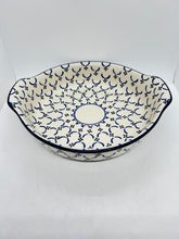 Load image into Gallery viewer, 417 ~ Baker ~ Round w/ Handles ~ 10&quot; - 0027X - T3!