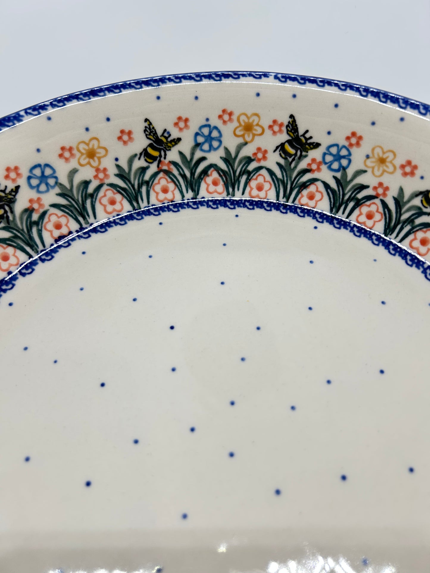 417 ~ Baker ~ Round w/ Handles ~ 10" - 2023X - T3!