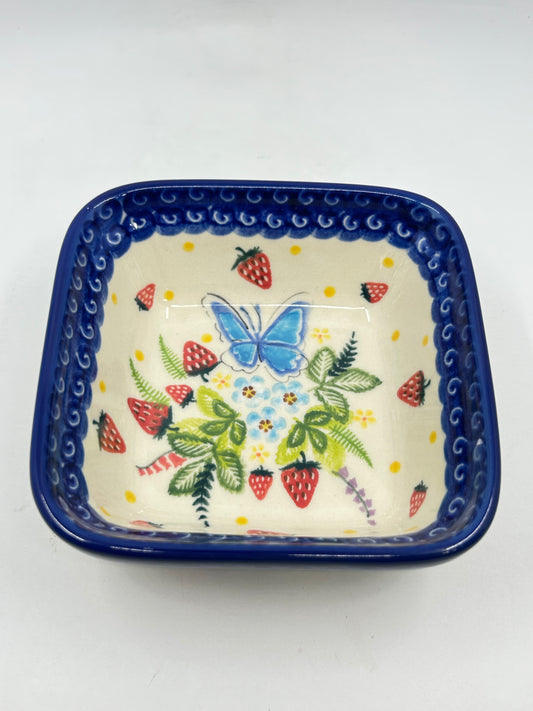 Small Square Bowl - U1085
