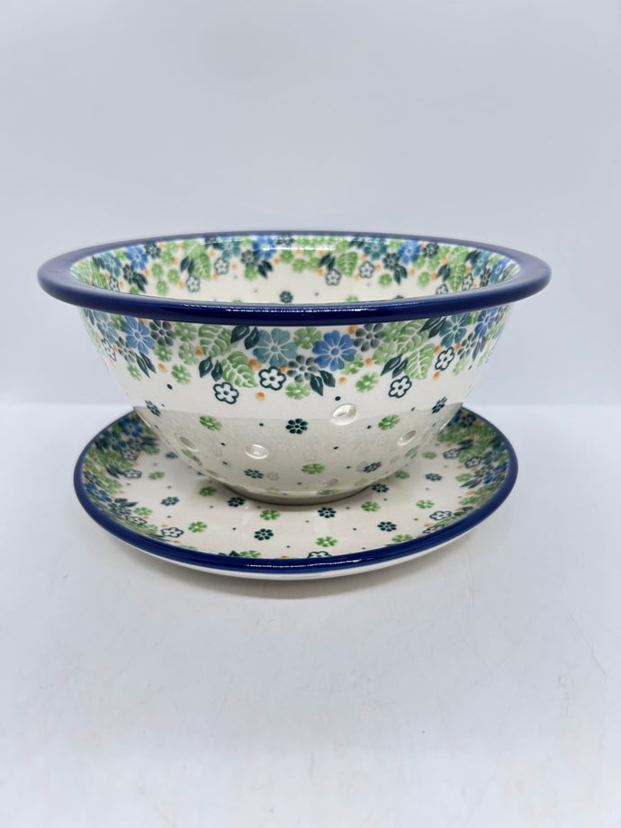 Berry Bowl w/ Saucer ~ 8W ~ 2064X - T3!