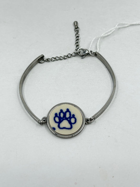 Sylvia Round Animal Print Outine Steel Bracelet