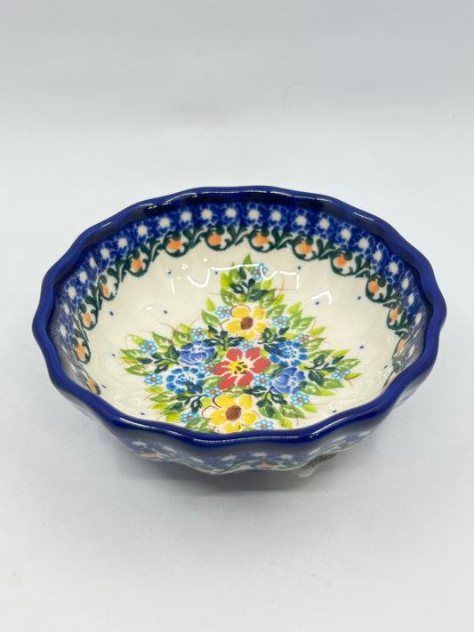 Scalloped Bowl - A590 - A1