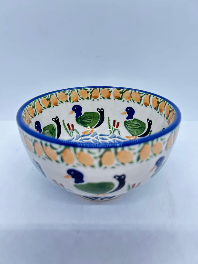Pedestal Bowl - P323
