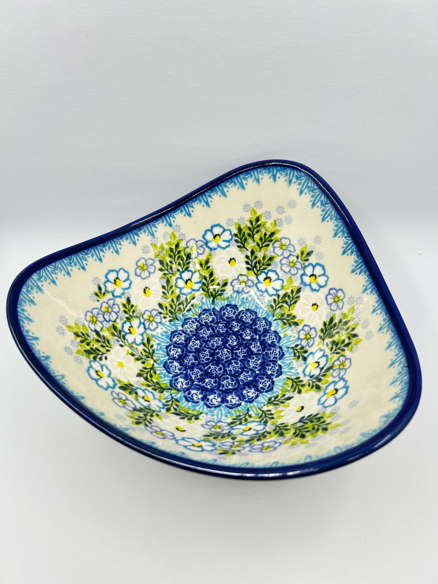 3 Point Star Bowl - U685