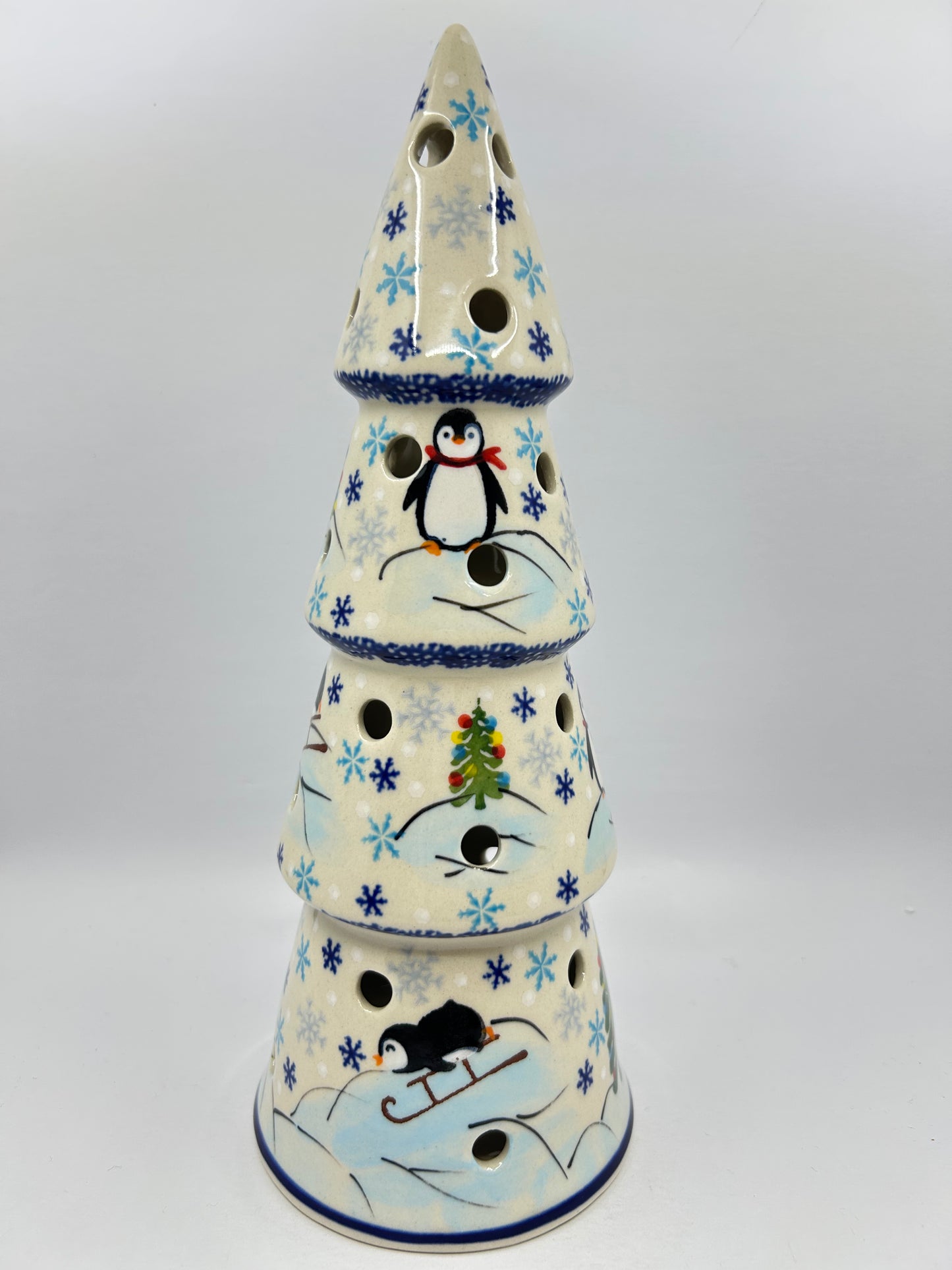 Tall Tree - Penguin - UXX3