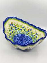 Load image into Gallery viewer, Wavy Oval Serving Bowl - A876