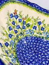 Load image into Gallery viewer, Wavy Oval Serving Bowl - A876