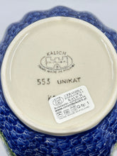 Load image into Gallery viewer, Wavy Oval Serving Bowl - A876