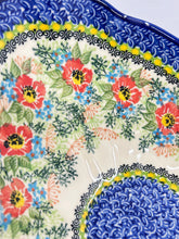 Load image into Gallery viewer, Wavy Oval Serving Bowl - A553