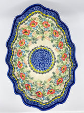 Load image into Gallery viewer, Wavy Oval Serving Bowl - A553