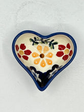 Load image into Gallery viewer, Second Quality Heart Saucer - JS72