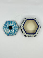 Load image into Gallery viewer, Second Quality Jewelry Box - JG24