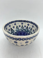 Load image into Gallery viewer, Second Quality Pedestal Bowl - 0U22