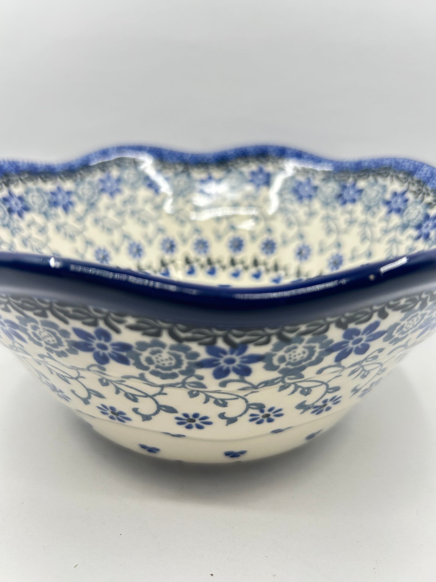 Bowl ~ Wavy Edge ~ Small ~ 8 inch ~ 2158X - T3*