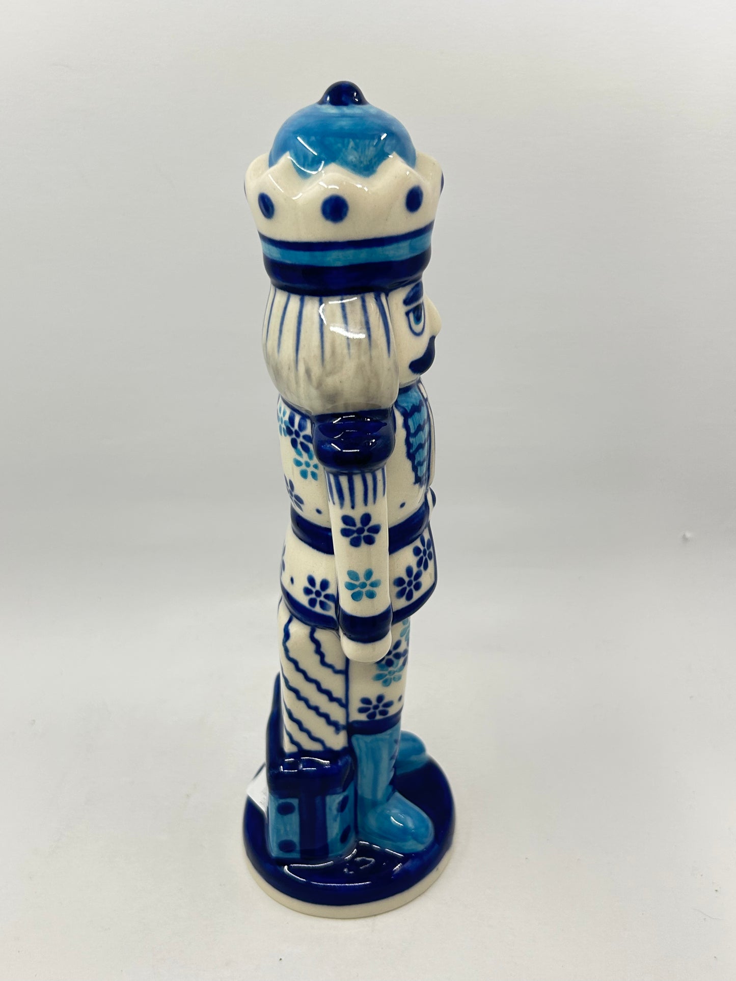 Nutcracker - T-023