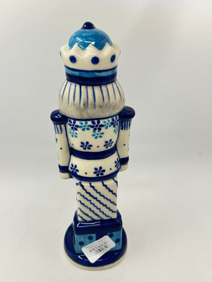 Nutcracker - T-023