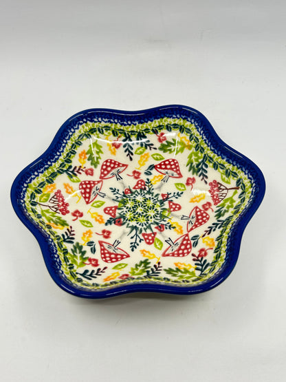 Flower Shaped Bowl - U1-763
