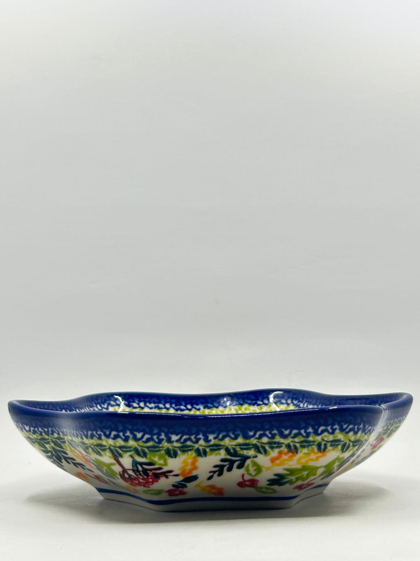 Flower Shaped Bowl - U1-763
