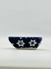 Load image into Gallery viewer, Heart Saucer - JS72