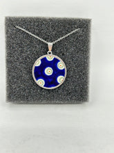 Load image into Gallery viewer, Sylvia Round Necklace with Chain - Traditional Peacock