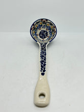 Load image into Gallery viewer, Ladle - P356
