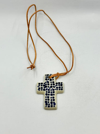 Manufaktura Cross Necklace - Modern Dot