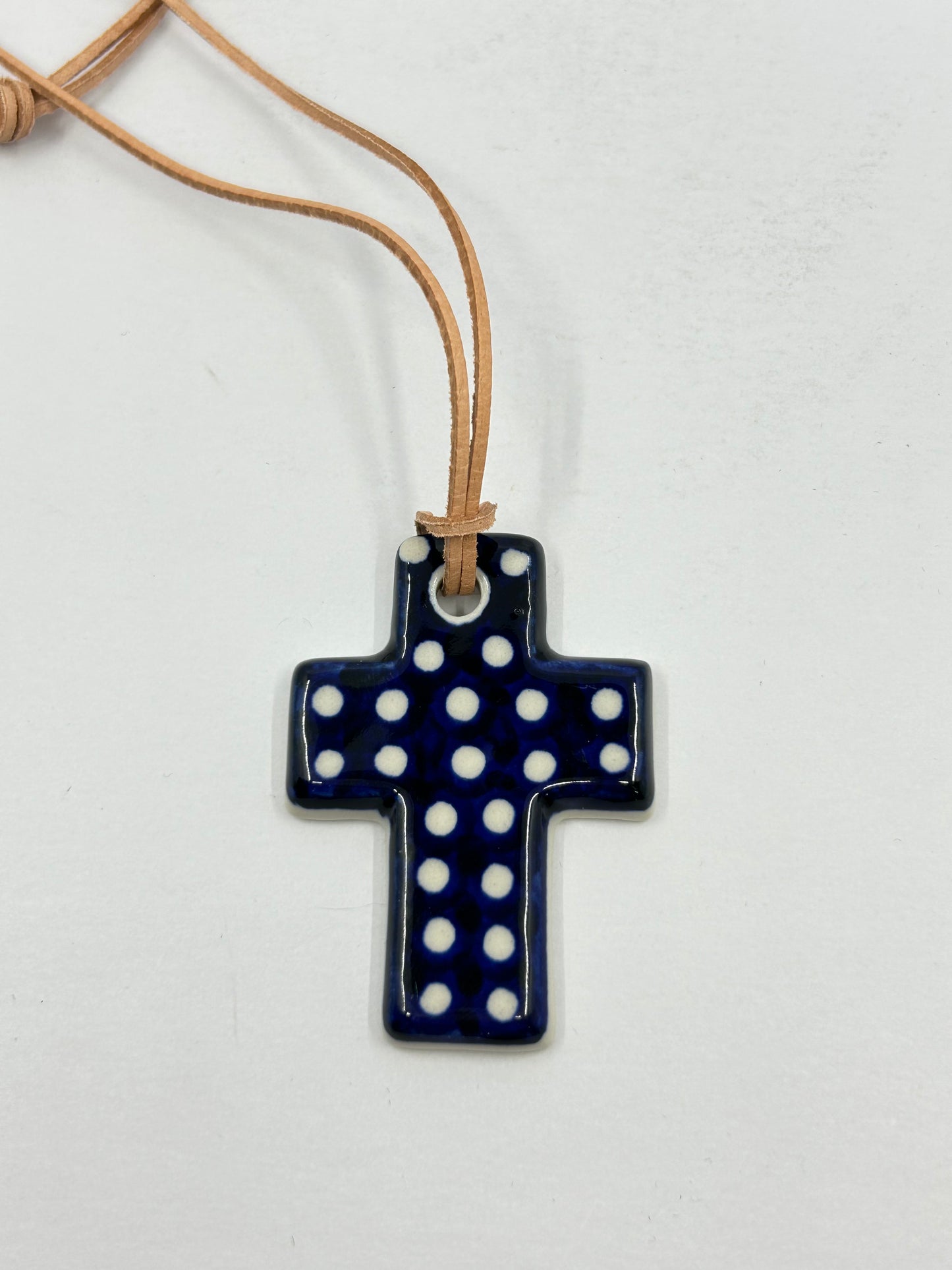 Manufaktura Cross Necklace - Traditional Dot