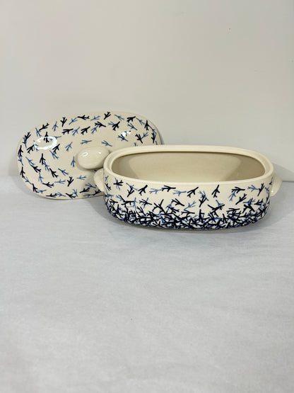 Oval Covered Baker ~ JZ74