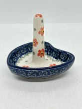 Load image into Gallery viewer, Ring Holder ~ 0560X ~ T3!