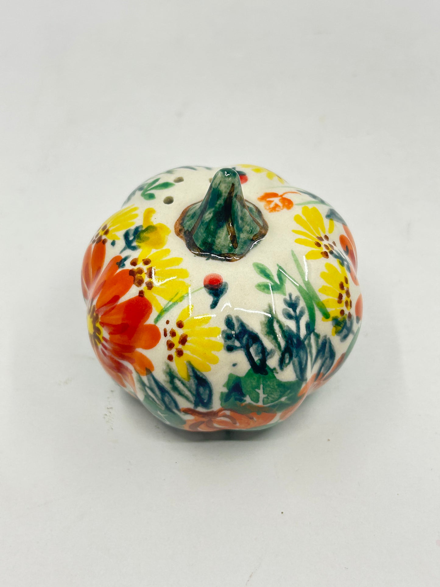 Pumpkin Salt and Pepper Shaker - U-677