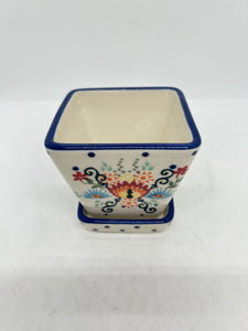 Second Quality Square Flower Pot  -  GP24