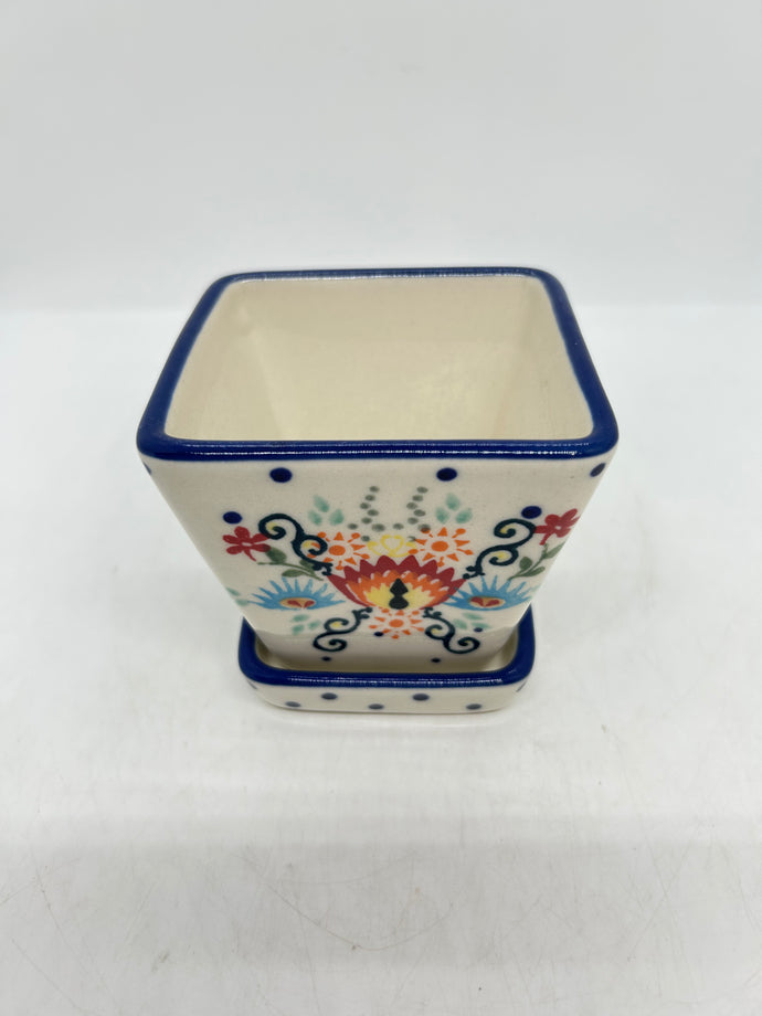 Second Quality Square Flower Pot  -  GP24