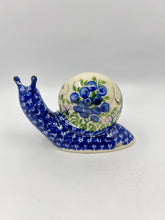 Load image into Gallery viewer, Blue Small Snail - U288